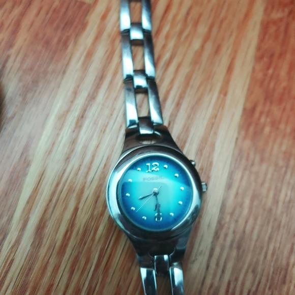 Fossil Watch - Picture 3 of 3